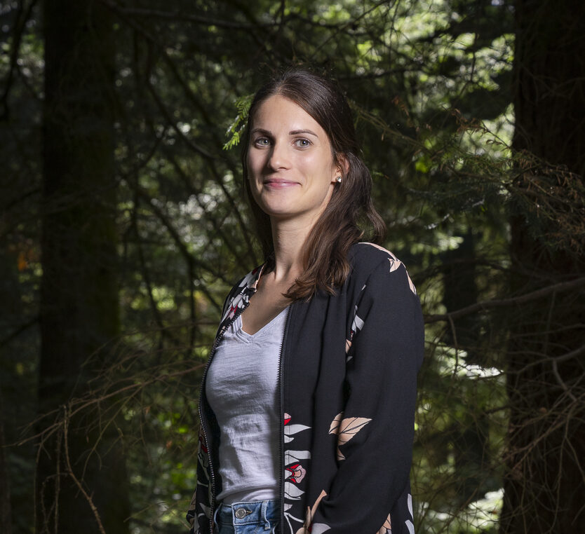 Portrait de Melanie Annen, cheffe de projet du secteur Nature et Monitoring, Parc naturel du Jorat.